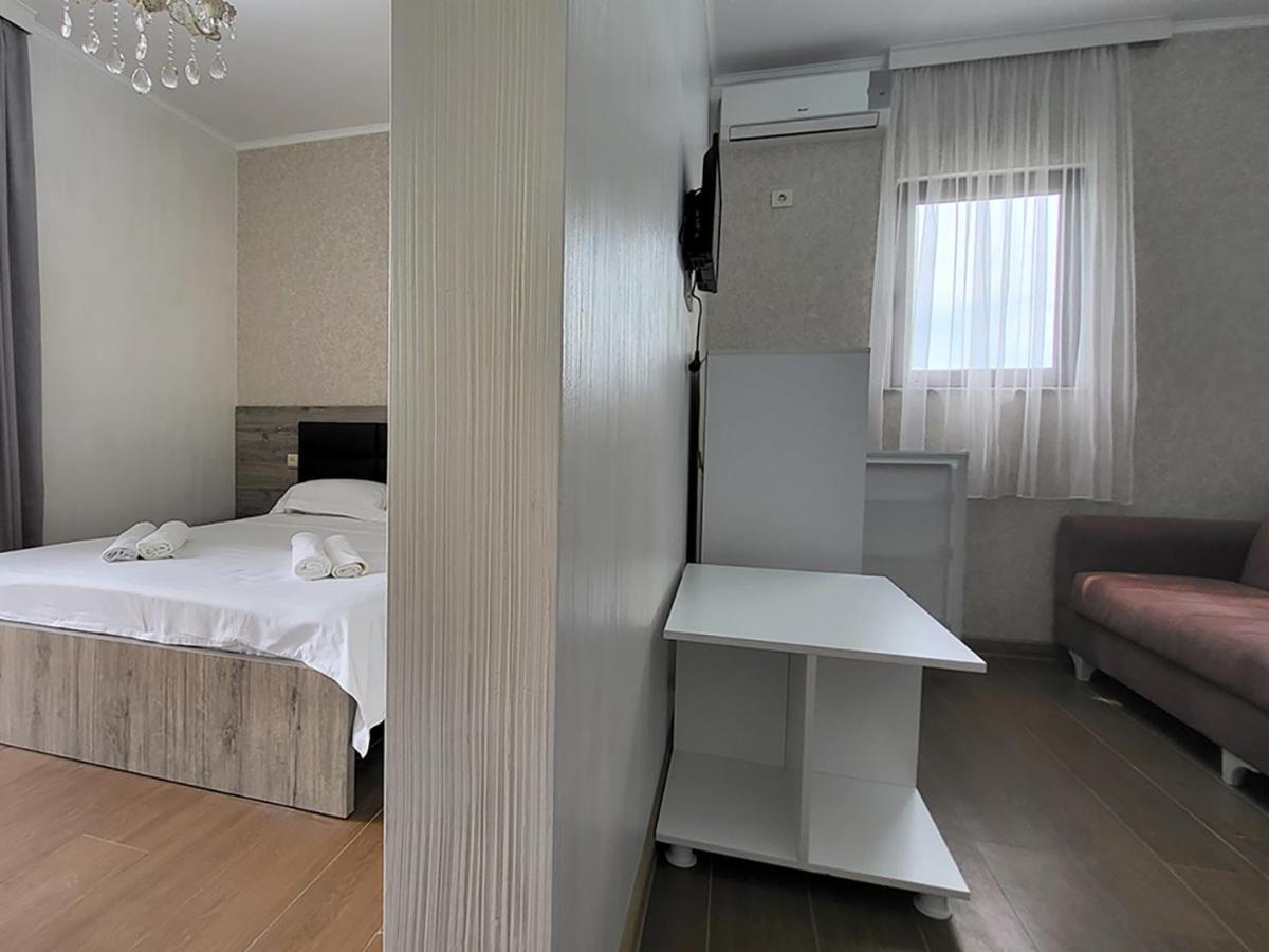 Mite Hotel Chakvi Extérieur photo